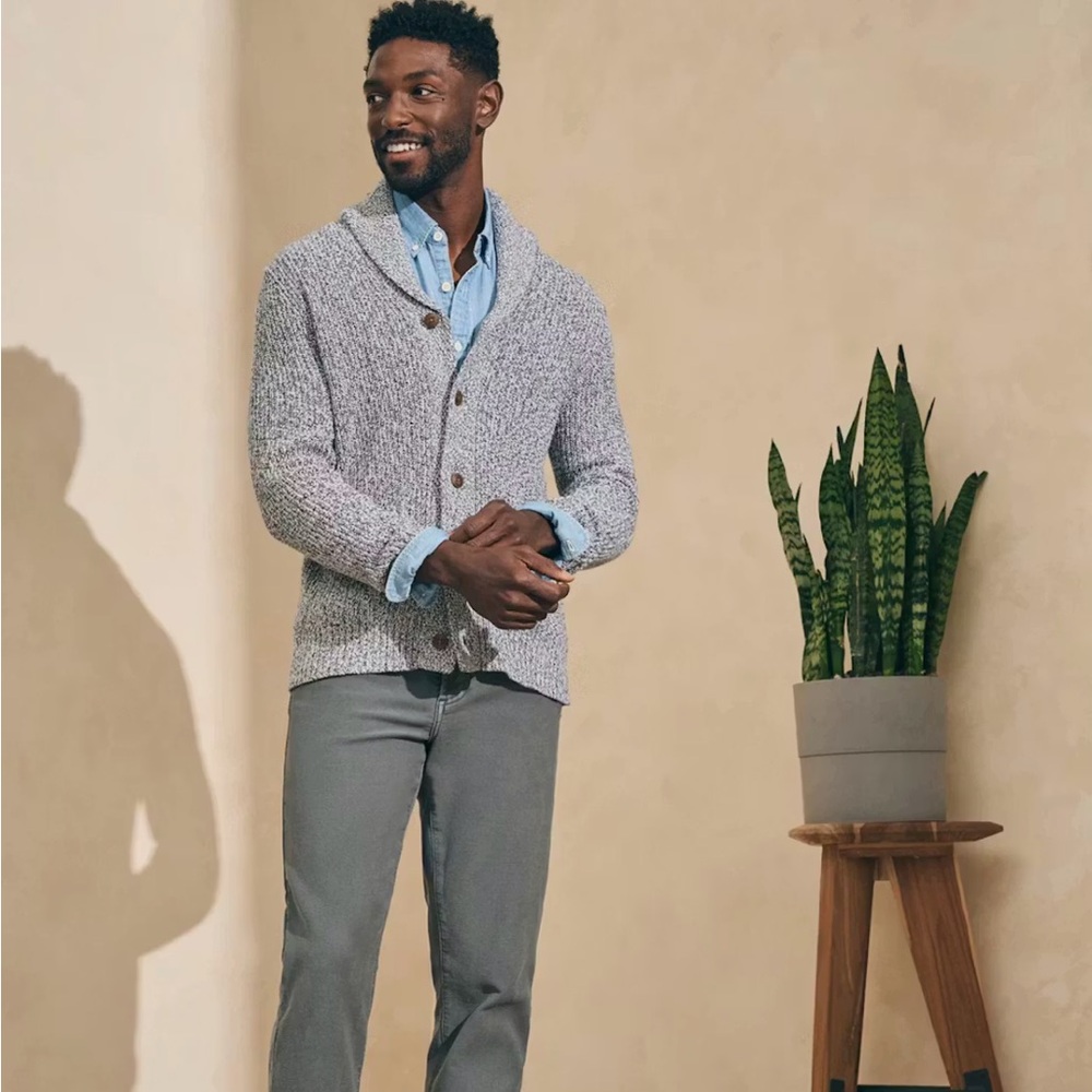 Faherty Charcoal Knit Cardigan for Men - Picture 2 of 7